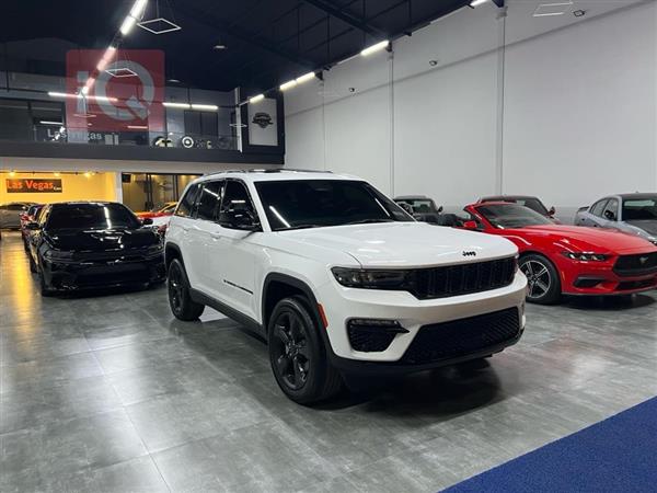 جيب جراند شيروكي 2023 للبيع في العراق - اربيل